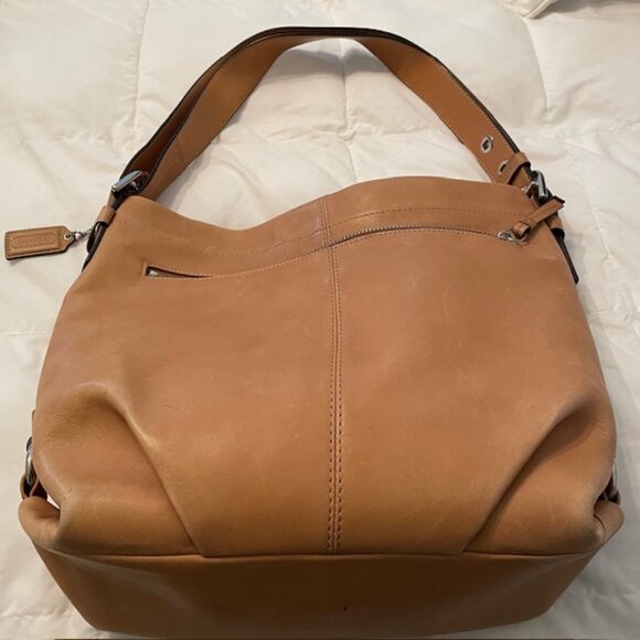 Coach Hobo Shoulder Handbag (Tan) # 15064 - Picture 4 of 7